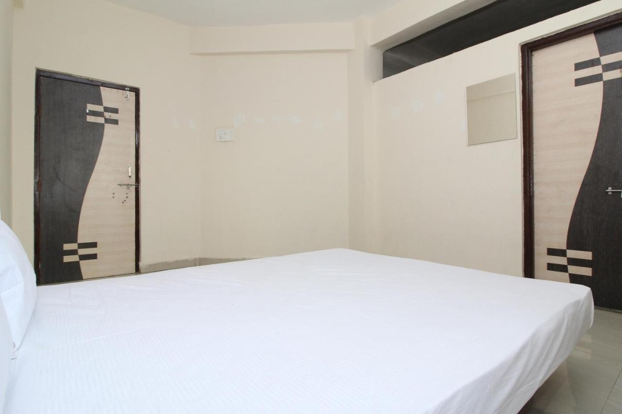Spot On 37198 Matoshree Niwas Hotel Lonavala Esterno foto