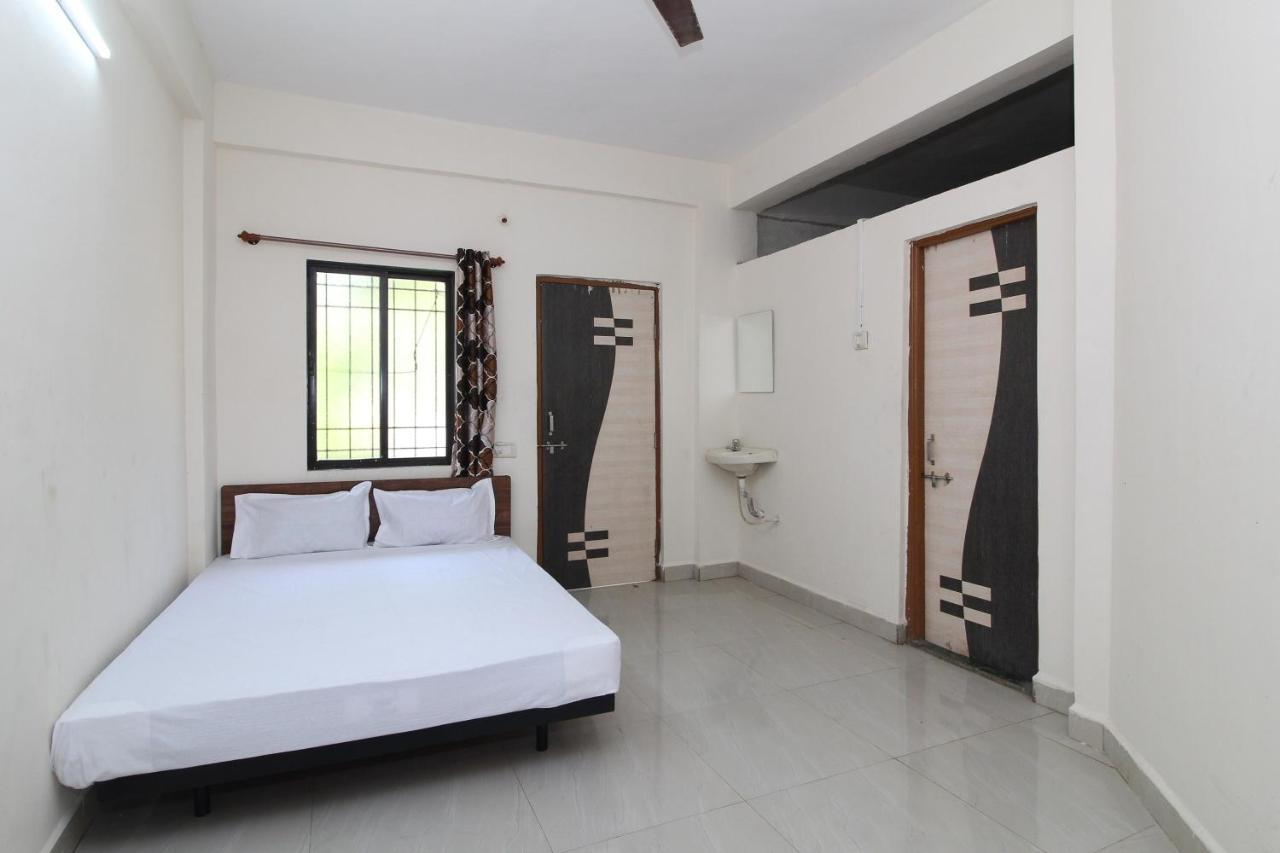 Spot On 37198 Matoshree Niwas Hotel Lonavala Esterno foto